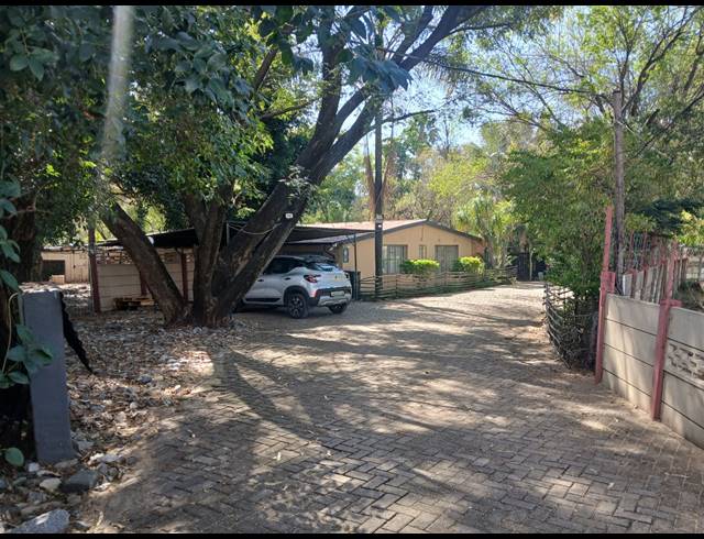 2.30HA FARM FOR SALE IN WATERKLOOF AH